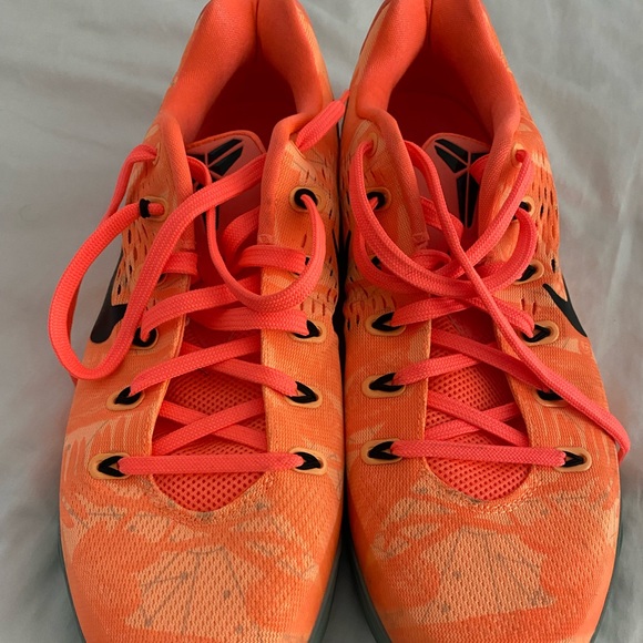 Kobe 9 EM low bright mango/peach cream. - Picture 5 of 5